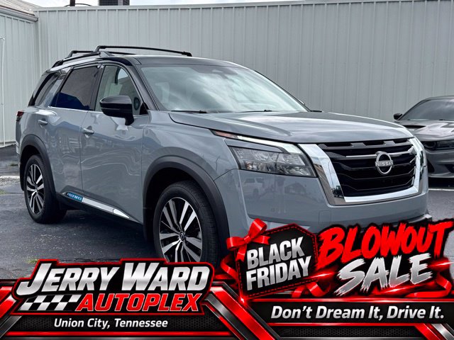Used 2025 Nissan Pathfinder Platinum SUV