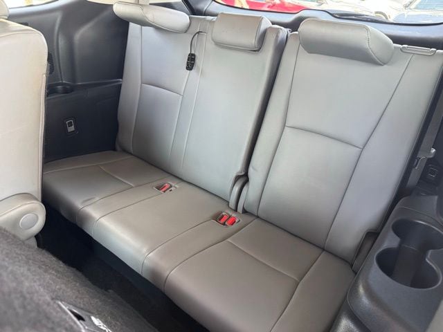 2023 Toyota Highlander XLE - Photo 24