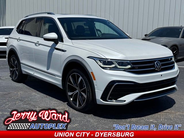 2023 Volkswagen Tiguan 2.0T SEL R-Line 4Motion's photo