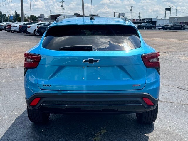 2025 Chevrolet Trax photo 4