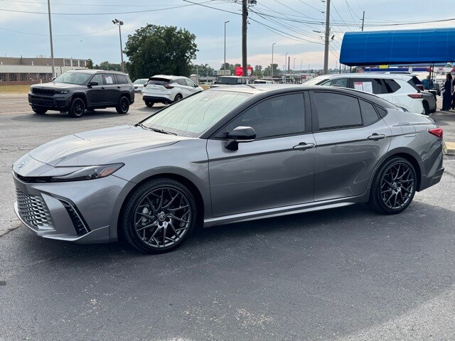 2025 Toyota Camry XSE photo 3
