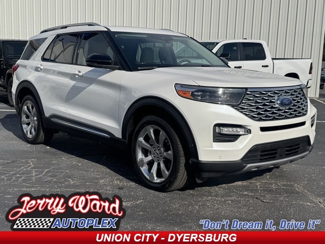 2020 Ford Explorer Platinum's photo