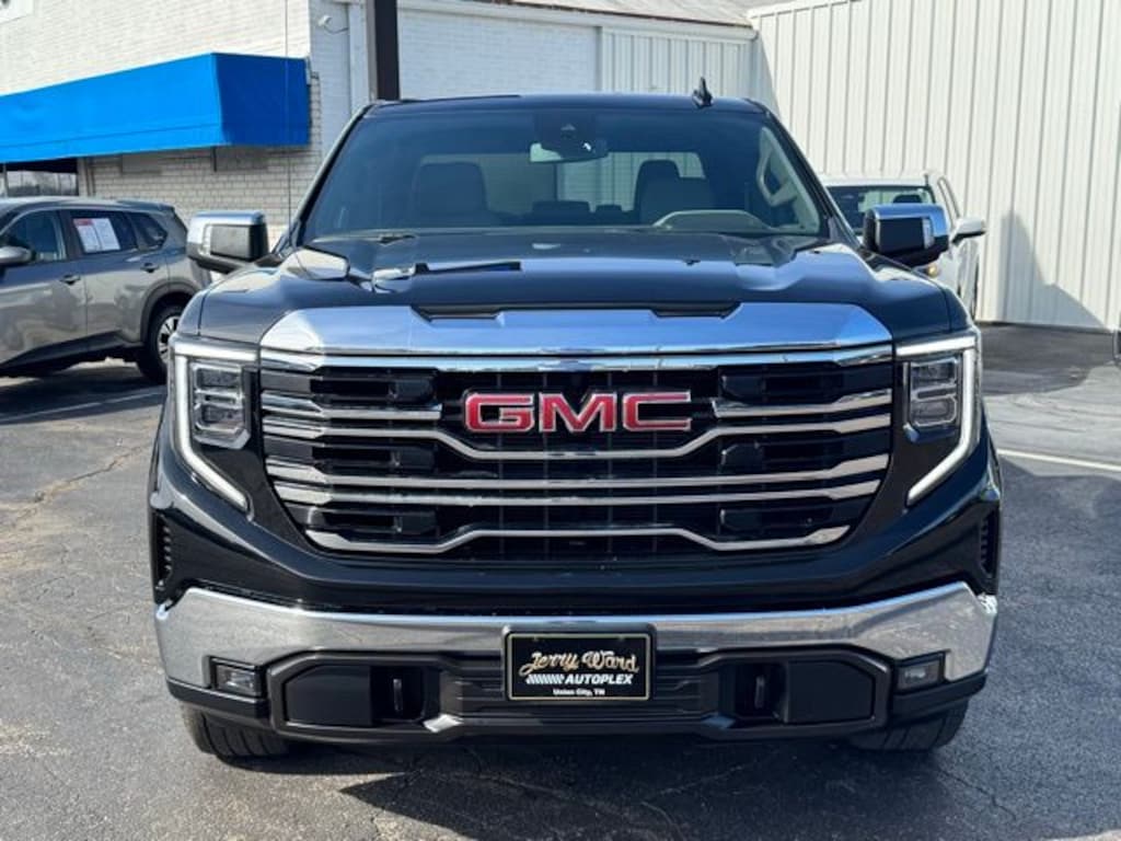 Used 2023 GMC Sierra 1500 SLT Truck