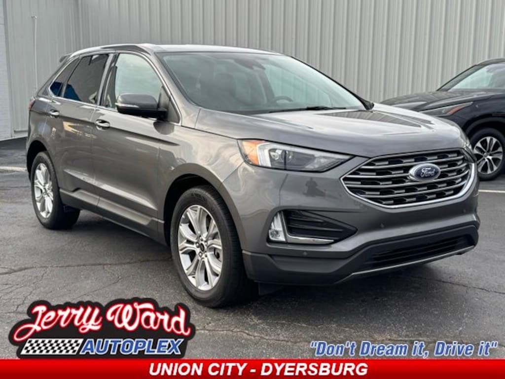 Used 2024 Ford Edge Titanium SUV