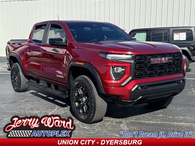 2023 GMC Canyon Elevation's photo