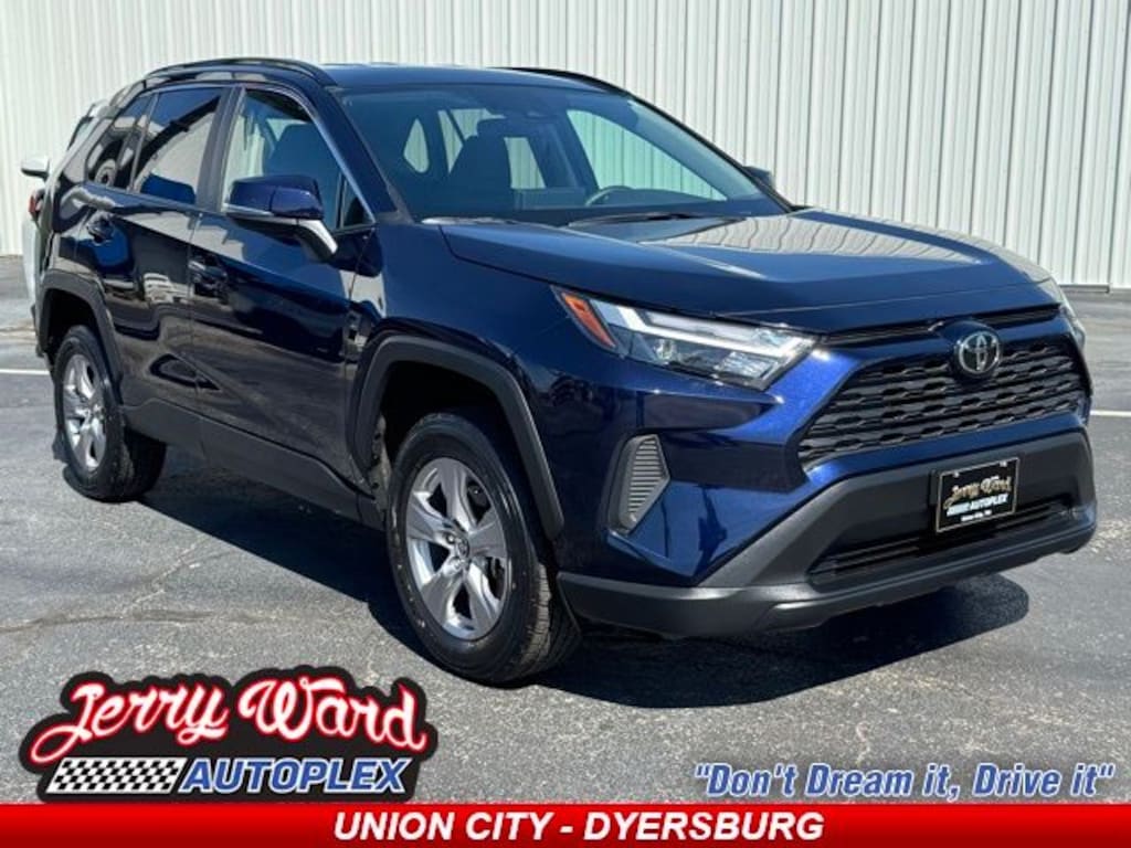 Used 2025 Toyota RAV4 XLE SUV