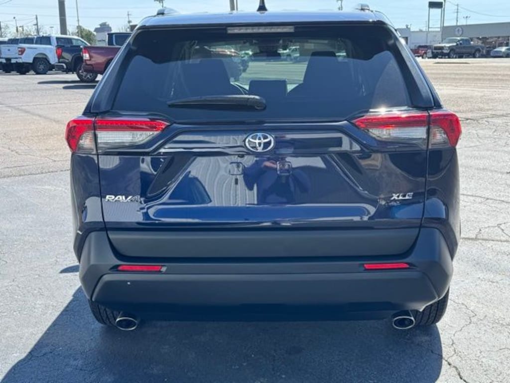 Used 2025 Toyota RAV4 XLE SUV