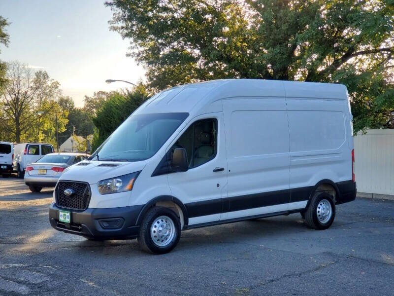 2022 Ford Transit photo 2