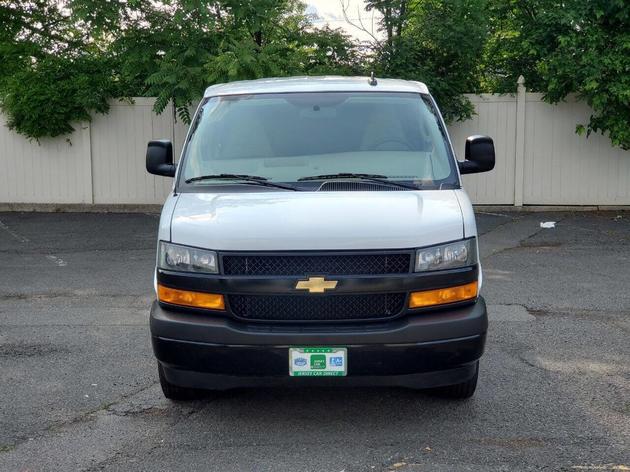 2023 Chevrolet Express 2500 photo 2