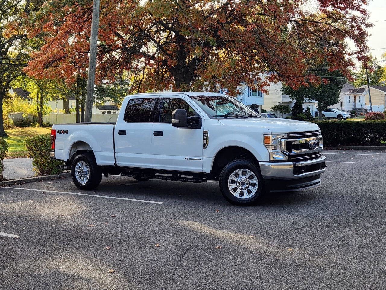 2022 Ford F-250 Super Duty XLT's photo