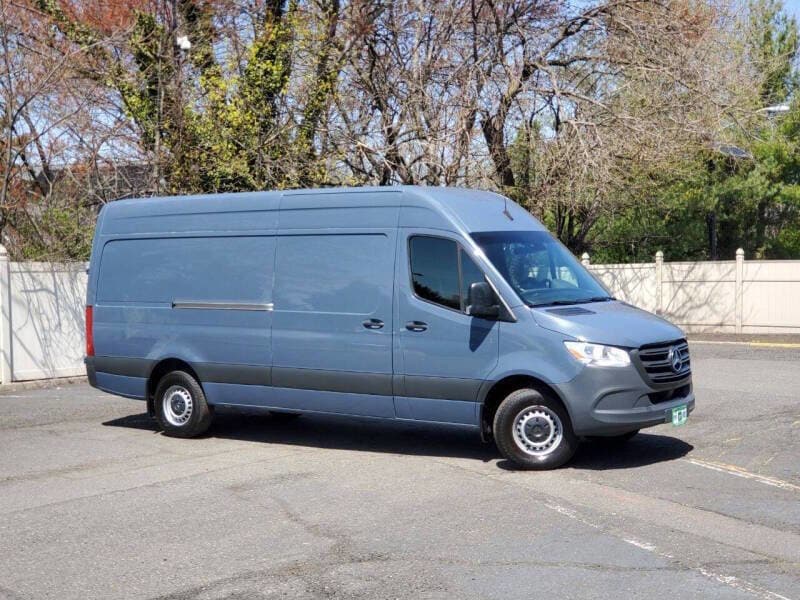 2021 Mercedes-Benz Sprinter Sprinter 2500's photo
