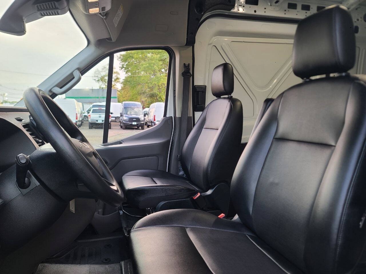 2024 Ford Transit Van Base - Photo 7