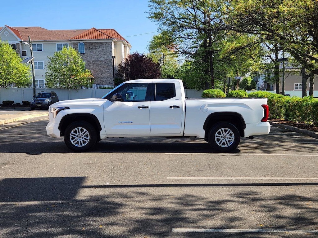 Used 2022 Toyota Tundra SR5 3.5L V6 Truck Double Cab