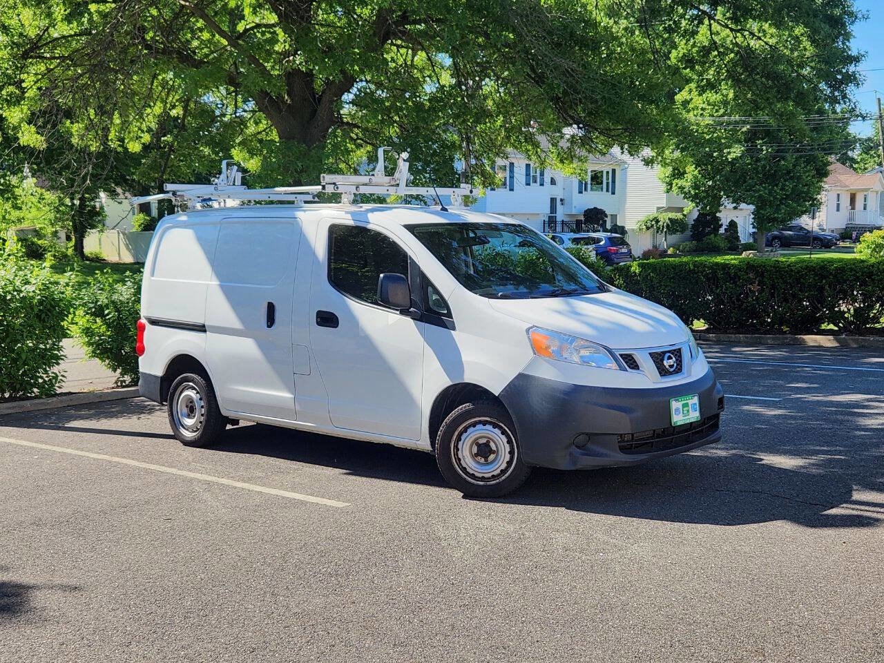 2019 Nissan NV200 S's photo