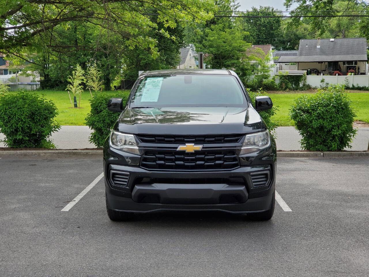 2021 Chevrolet Colorado LT photo 2
