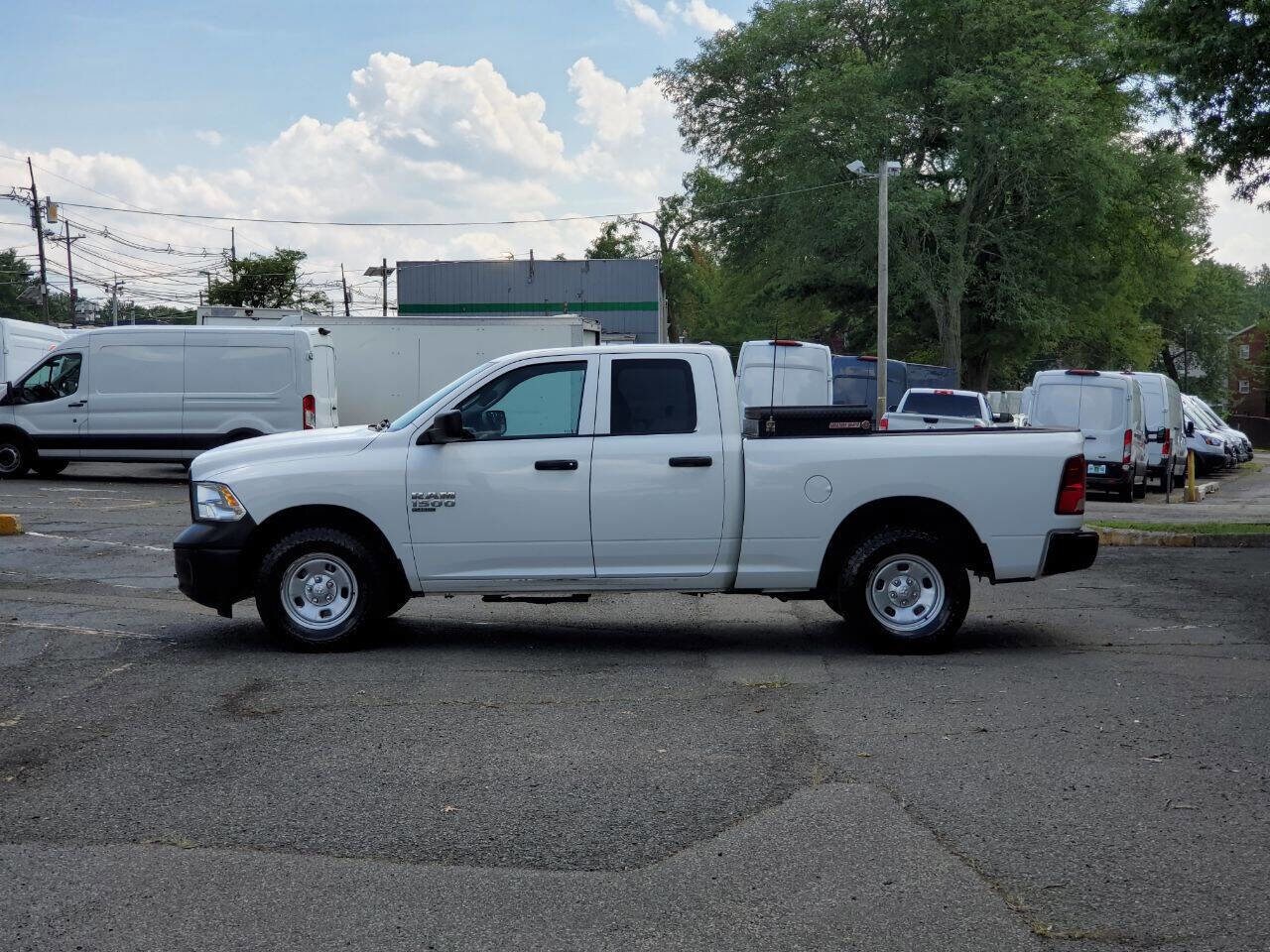 2021 Ram 1500 Classic photo 4