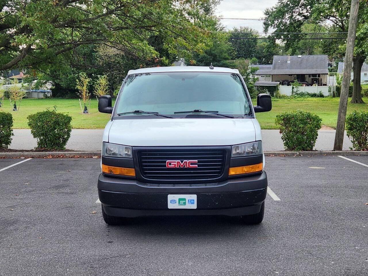 2023 Gmc Savana 2500 Cargo photo 2