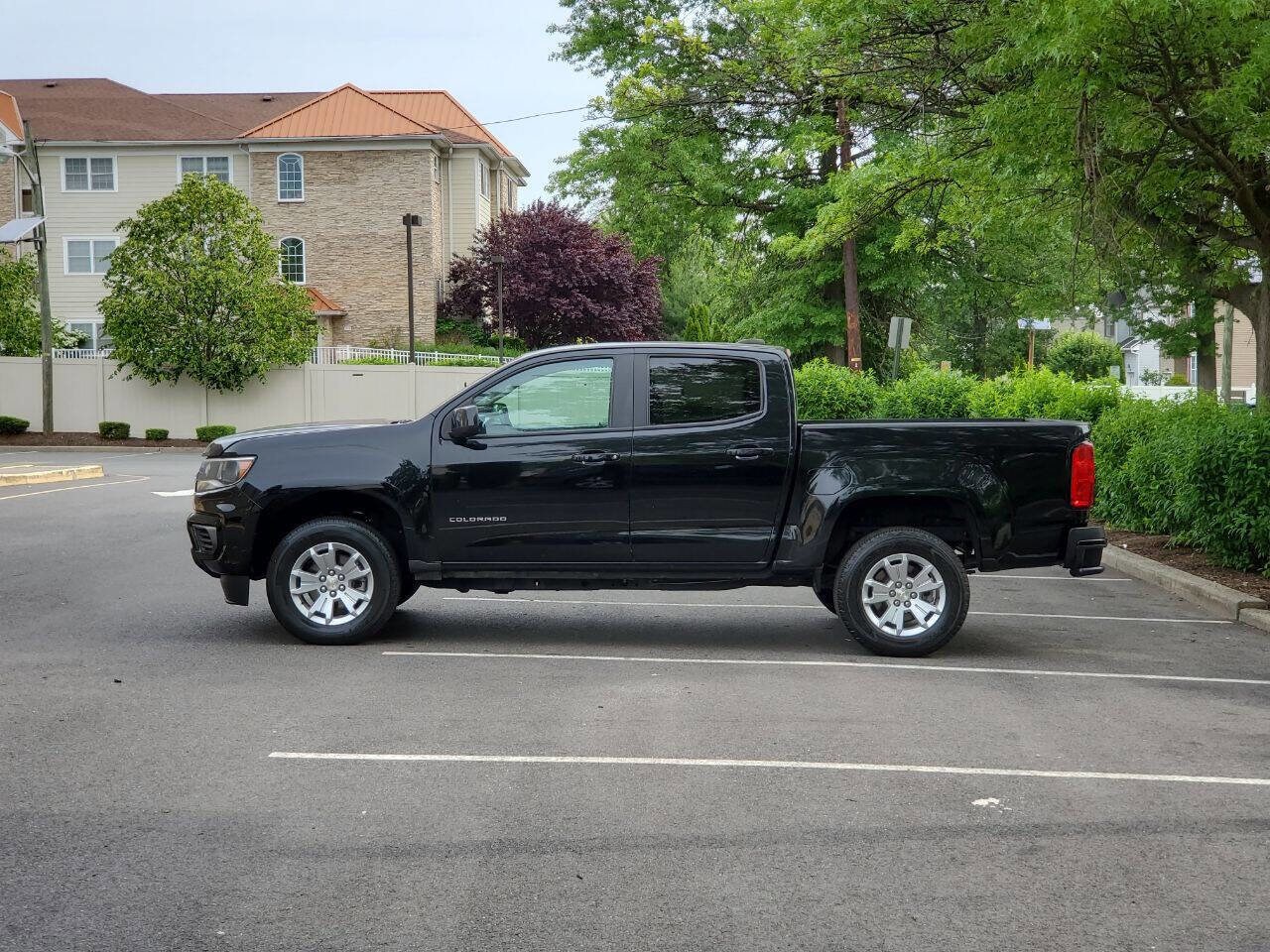 2021 Chevrolet Colorado LT photo 4