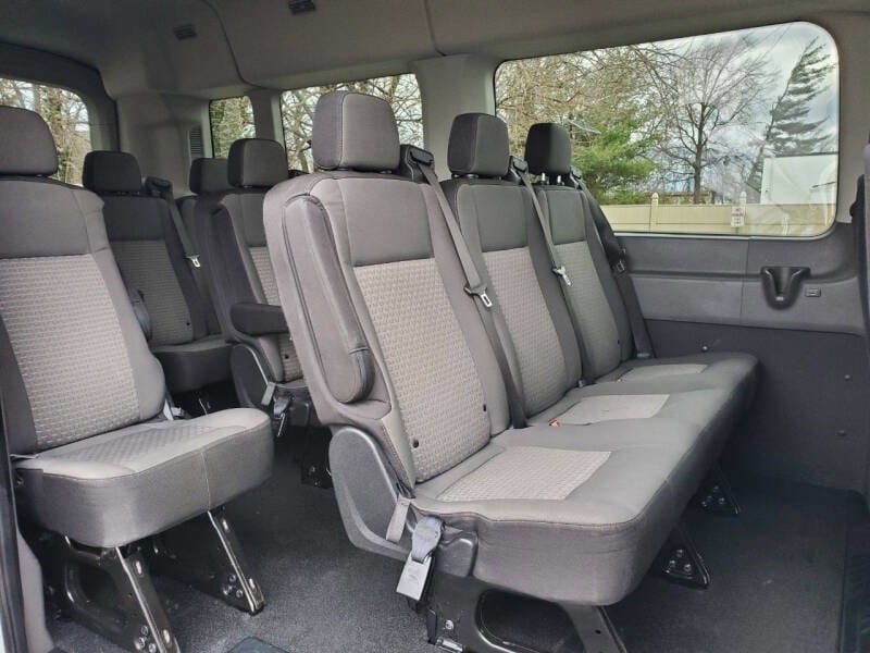 2023 Ford Transit Passenger Van XLT - Photo 10