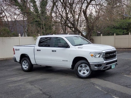 2023 Ram 1500 Big Horn/Lone Star Truck Crew Cab