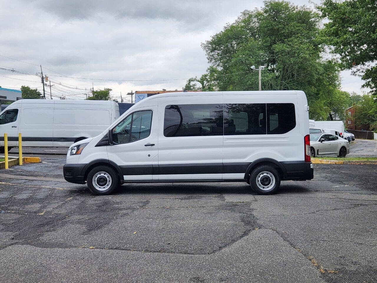 2023 Ford Transit photo 3