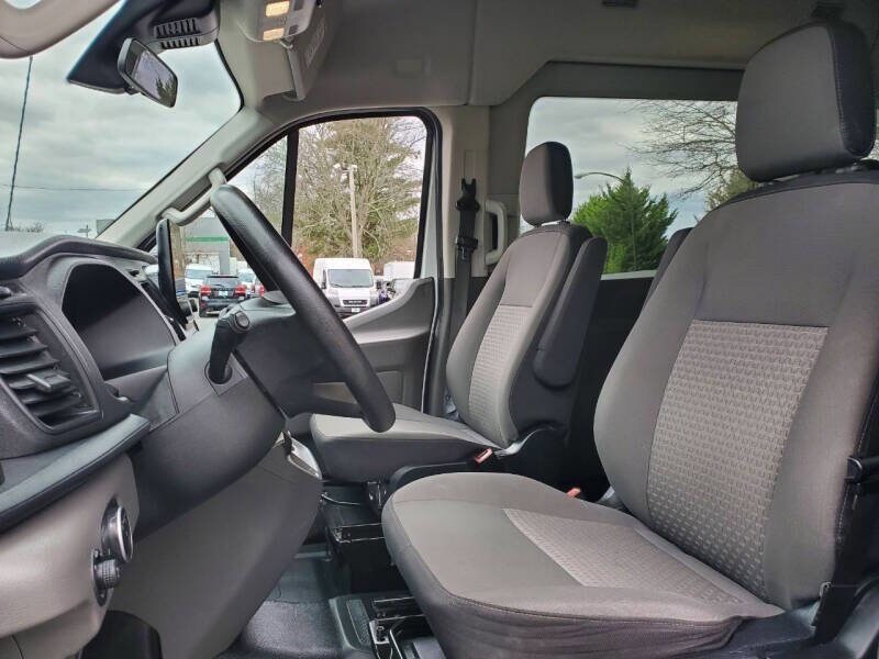 2023 Ford Transit Passenger Van XLT - Photo 8