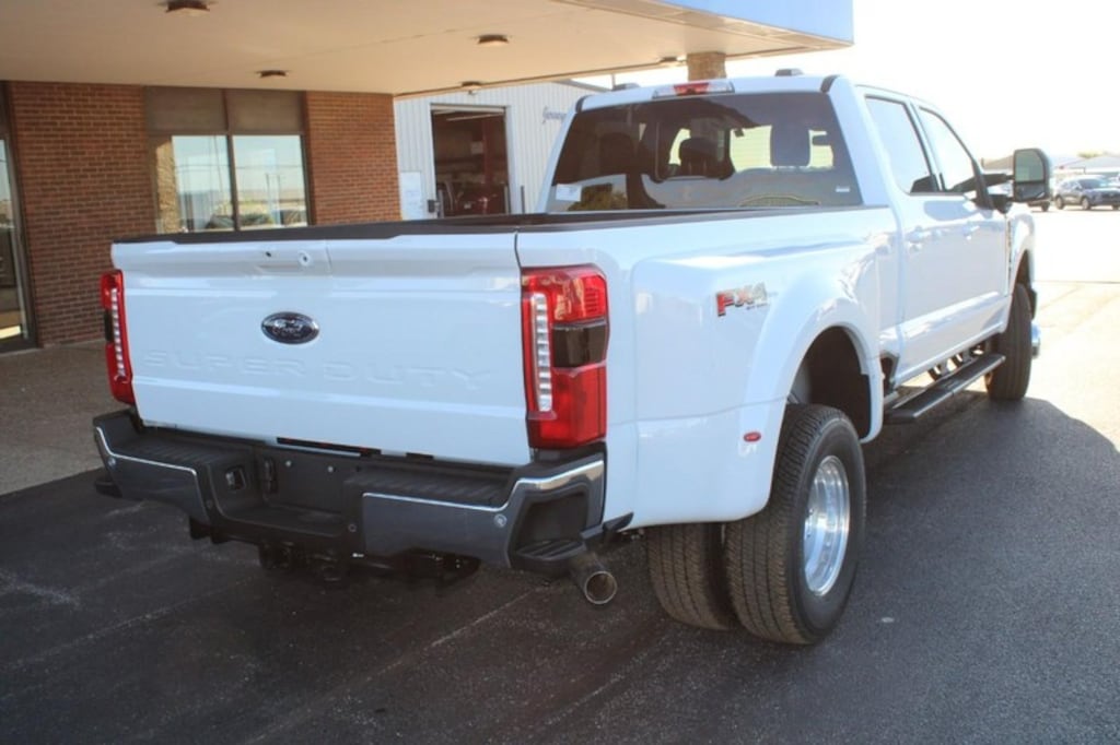 New 2026 Ford Super Duty F-350 XLT TRUCK