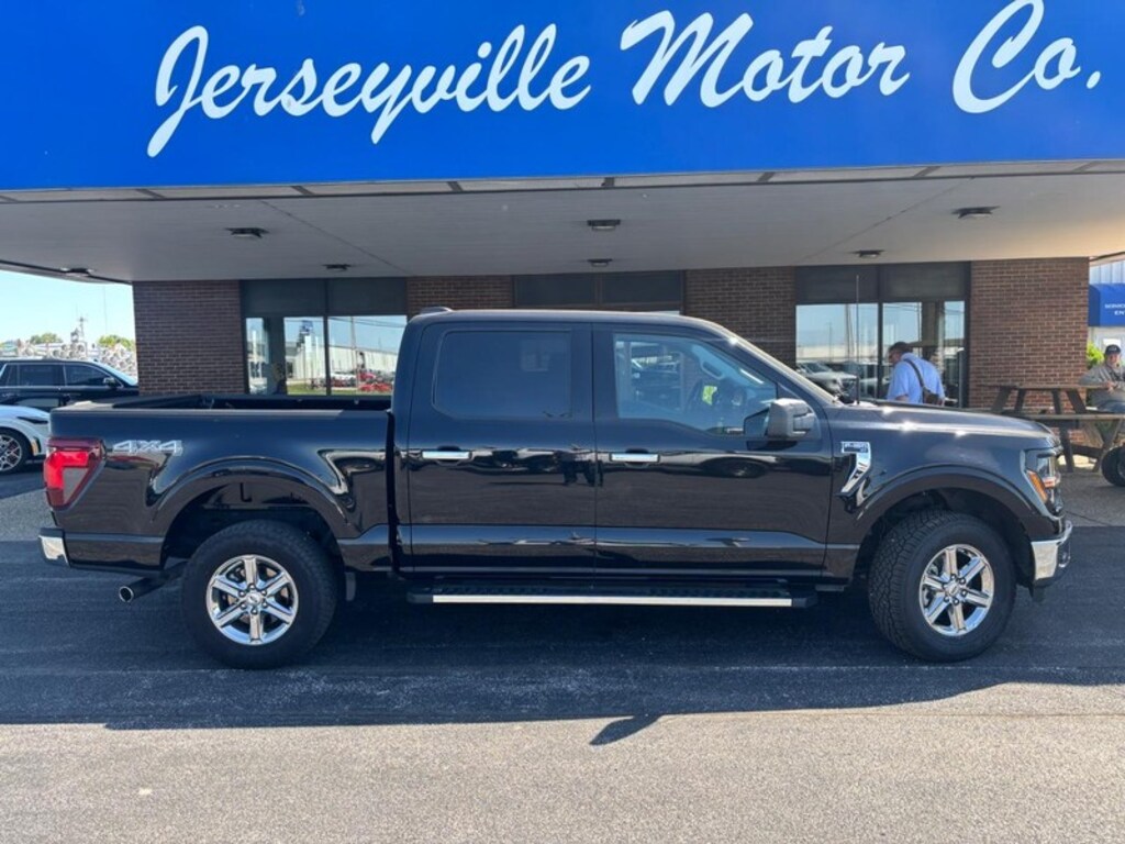 Used 2025 Ford F-150 XLT Crew Cab Truck