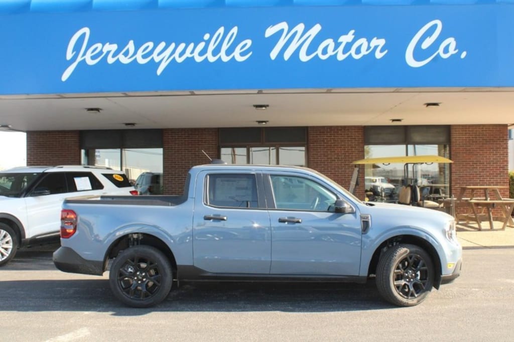 New 2025 Ford Maverick XLT TRUCK