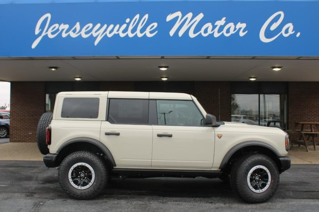 New 2025 Ford Bronco Badlands SUV