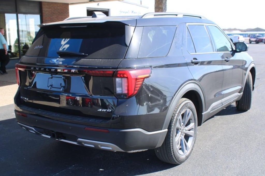 New 2026 Ford Explorer Active SUV