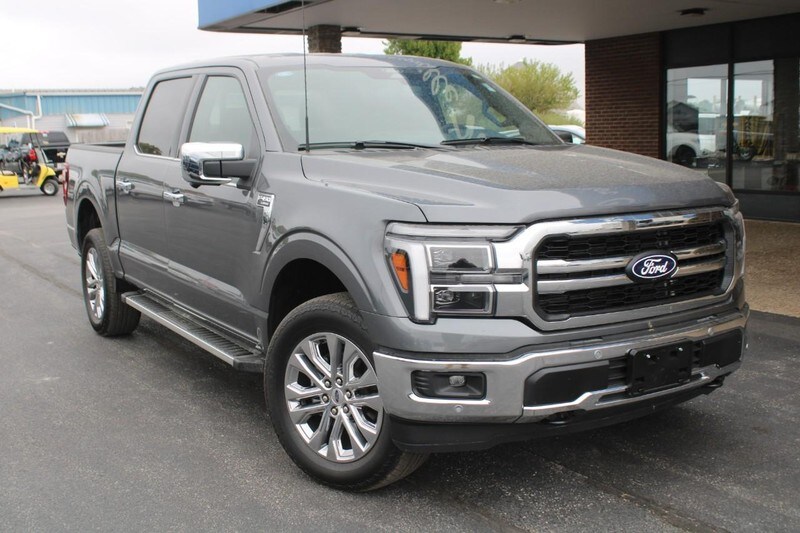 2025 Ford F-150 Lariat photo 2
