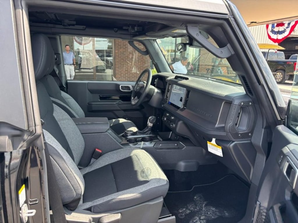 New 2026 Ford Bronco Base SUV
