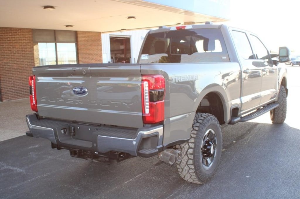 New 2026 Ford Super Duty F-250 Lariat TRUCK
