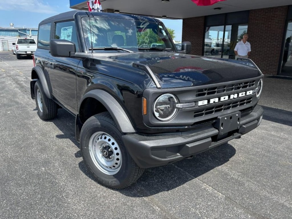 New 2026 Ford Bronco Base SUV