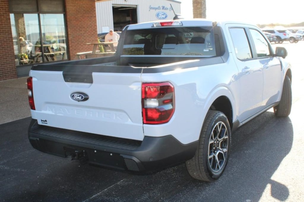 New 2025 Ford Maverick Lariat TRUCK