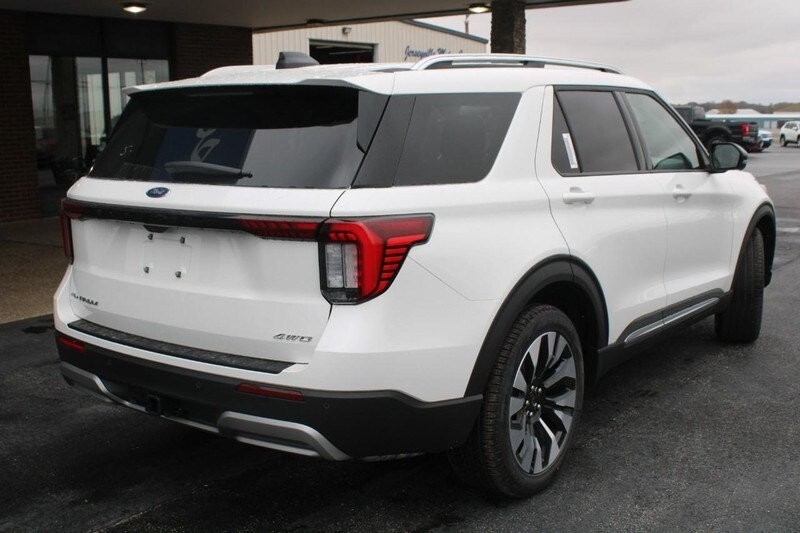 2026 Ford Explorer Platinum photo 3