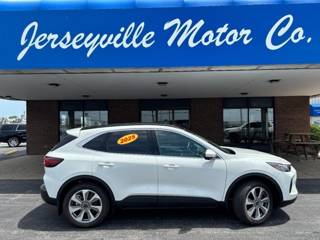 Used 2025 Ford Escape Platinum SUV
