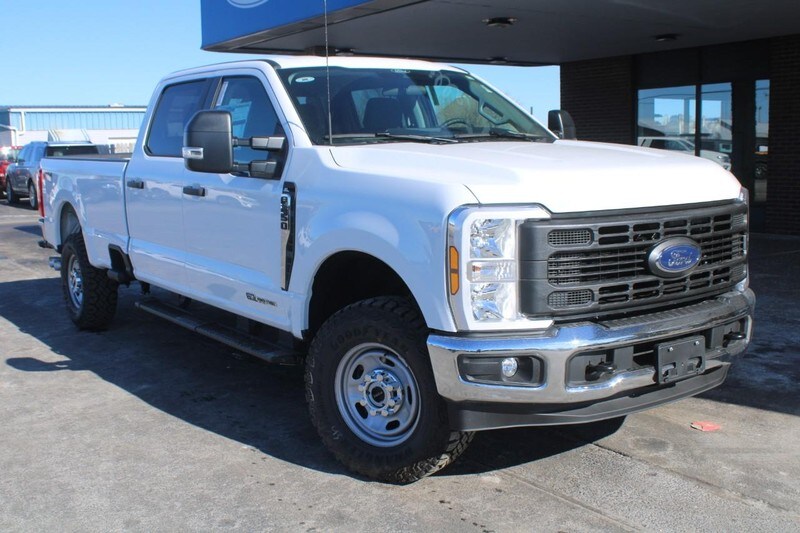 2025 Ford F-250 photo 2