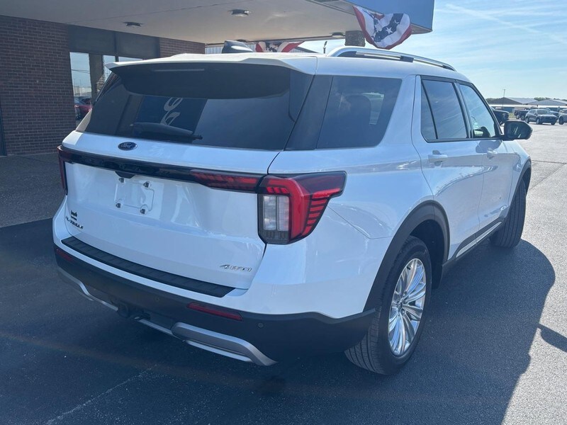 2025 Ford Explorer Platinum photo 3