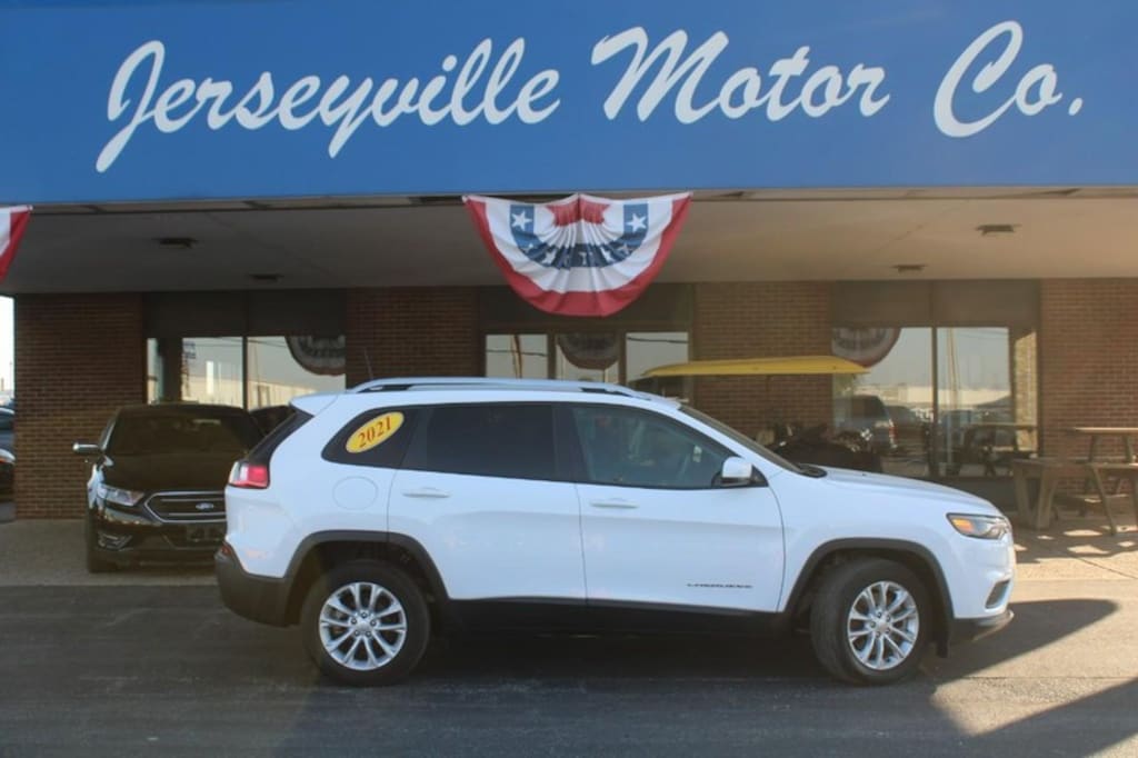 Used 2021 Jeep Cherokee Latitude SUV
