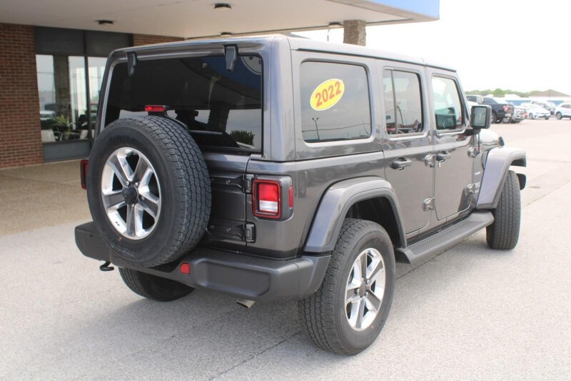 2022 Jeep Wrangler Unlimited Sahara photo 3
