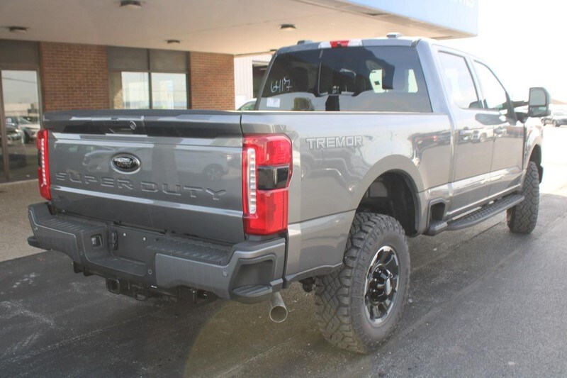 2025 Ford F-250 Lariat photo 3