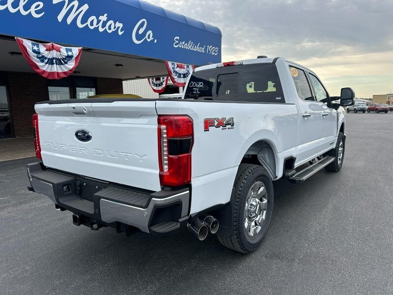 2026 Ford F-250 Lariat photo 3