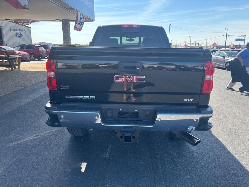 2019 Gmc Sierra HD SLT photo 4