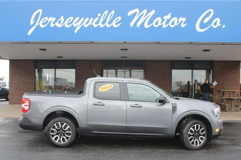 Used 2024 Ford Maverick Lariat Crew Cab Short Bed Truck