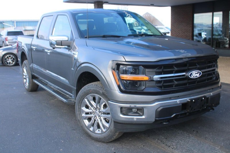 2025 Ford F-150 XLT photo 2