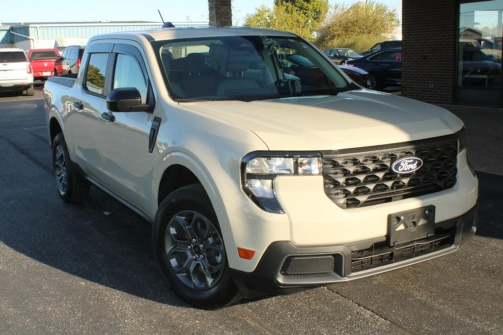 New 2025 Ford Maverick XLT TRUCK