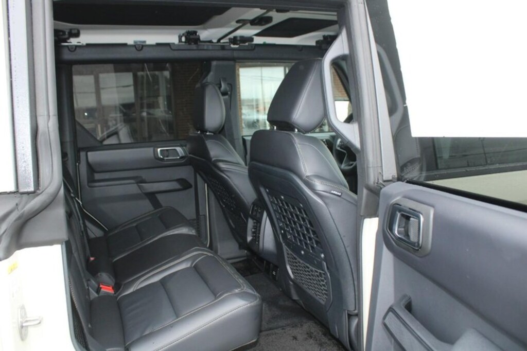 New 2025 Ford Bronco Badlands SUV