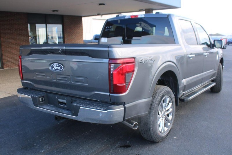 2025 Ford F-150 XLT photo 3